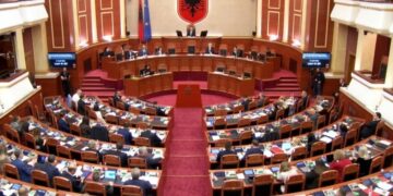 Deputetët e opozitës kundër Dumanit: Mashtrues