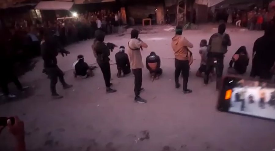 Pamje tronditëse nga Gaza, Hamas ekzekuton 7 persona të dyshuar si bashkëpunëtorë