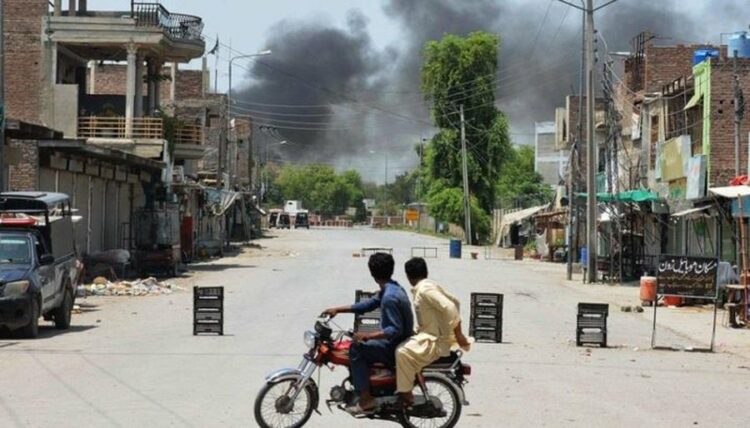 Arrihet armëpushimi mes Afganistanit dhe Pakistanit