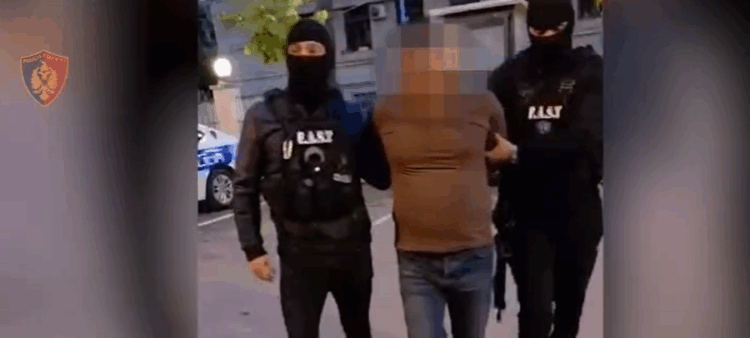 Kapet në Tiranë shqiptari i akuzuar për kultivim kanabisi në Gjakovë
