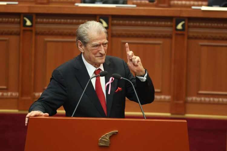 Berisha: Qytetarët presin 16 vite për një proces gjyqësor, ka pasojë vetëgjyqësinë