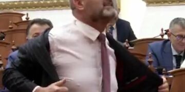 Akuzat e Berishës, Manja heq xhaketën: Të sfidoj Sali