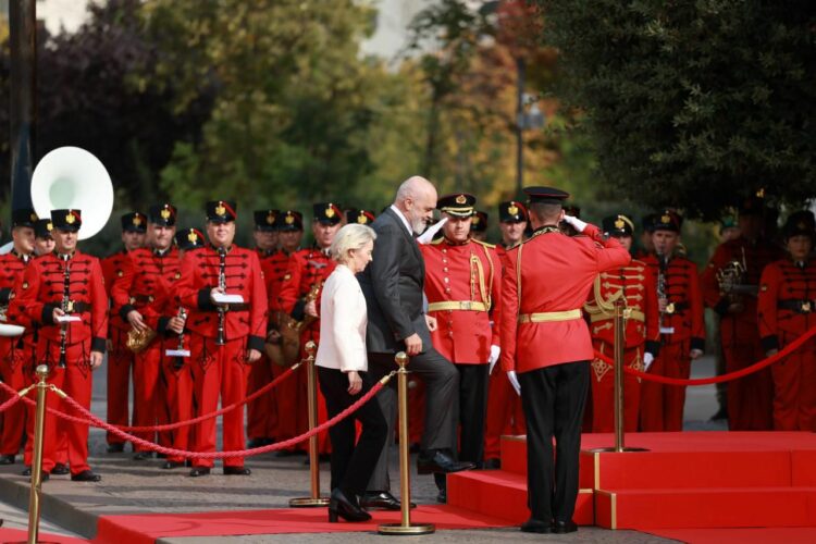 Forumi i Investimeve “BE-Ballkani Perëndimor”, Von der Leyen takon Ramën dhe Begajn