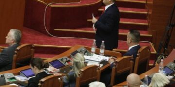 “Pse nuk hetoni Edi Ramën”, Dumani: Nuk kanë rendësi emrat, por…