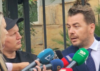 Takimi mes “Mundësisë” dhe PD, opozita ende pa kandidat për bashkinë e Tiranës