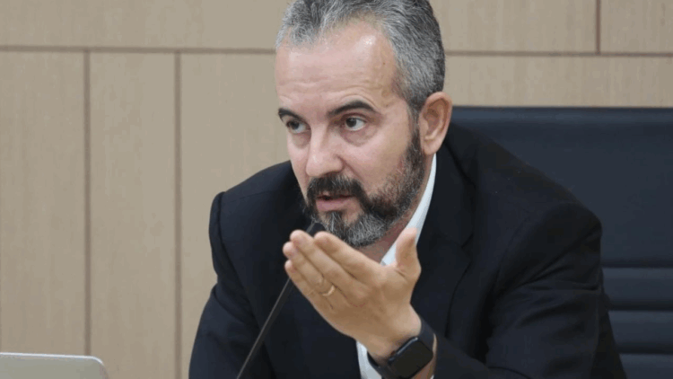 Celibashi: Votimi elektronik vetëm në njësinë 10 në Tiranë