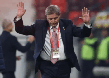 Humbja ndaj Shqipërisë, jep dorëheqjen trajneri i Serbisë