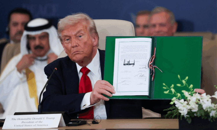 “U deshën 3,000 vjet”, Donald Trump nënshkruan planin e paqes për Gazën