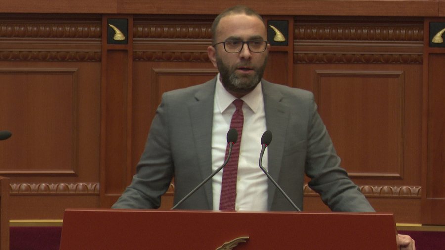 Gazment Bardhi përballet me Peleshin: Po nuk e drejtove dot Kuvendin hiq dorë