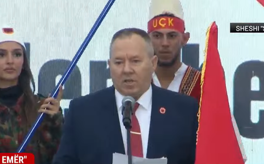 Hysni Gucati nga protesta për UÇK  Po barazohet viktima me xhelatin