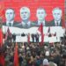 Mbyllet tubimi në Tiranë, mijëra shqiptarë në mbështetje të UÇK-së