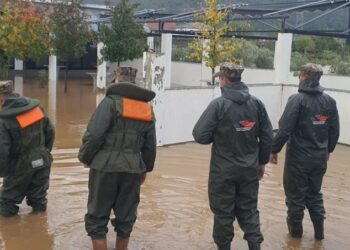 Ministria e Mbrojtjes reagon mbi situatën nga moti i keq