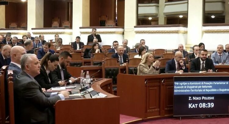 Kuvendi miraton ngritjen e komisioneve për reformën zgjedhore dhe territoriale