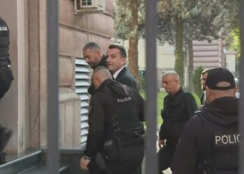 Erion Veliaj mbërrin në Gjykatën Kushtetuese