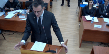 Veliaj: U shkarkova se nuk u paraqita në punë, fyerje më të rëndë nga kjo nuk ka