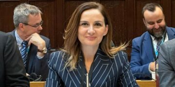 Tabaku në Dhomën e Lordëve: Shqipëria ka ekonomi të deformuar nga paratë e pista