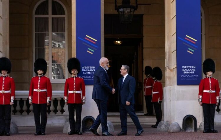 Samiti i Procesit të Berlinit në Londër, Rama pritet nga kryeministri britanik