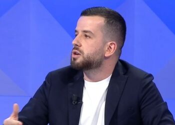 Vrasja në Berat, gazetari: Autori i dënuar më parë për vrasje, i shpëtoi drejtësisë