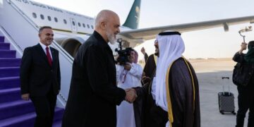 Rama në Riad, pritet nga Princi i Arabisë Saudite