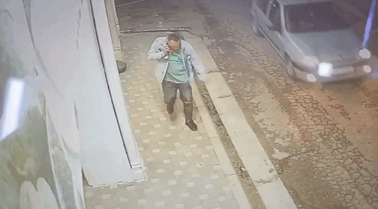 Vrau me thikë 40-vjeçarin, publikohen pamje të autorit pas krimit