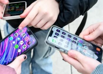 Australia ndalon mediat sociale për fëmijët nën 16 vjeç