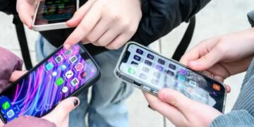 Australia ndalon mediat sociale për fëmijët nën 16 vjeç