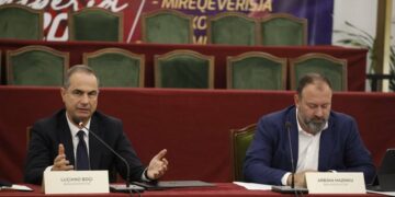 Reforma territoriale/ Pas bojkotit fillestar, PD ulet në komision përballë PS