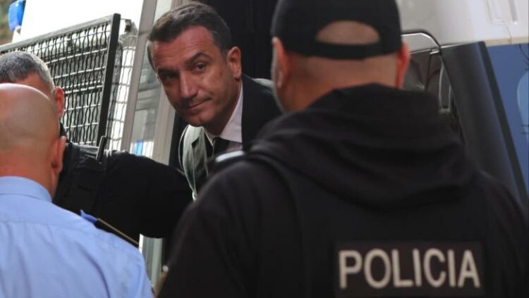 Erion Veliaj kërkon lirinë në Kushtetuese: Shfuqizoni arrestin me burg