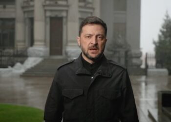 Zelensky: Jemi gati të ecim përpara me planin e paqes