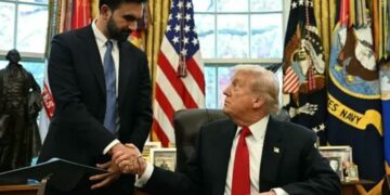 Trump dhe kryebashkiaku i New York-ut bëjnë paqe, takohen së bashku në Zyrën Ovale