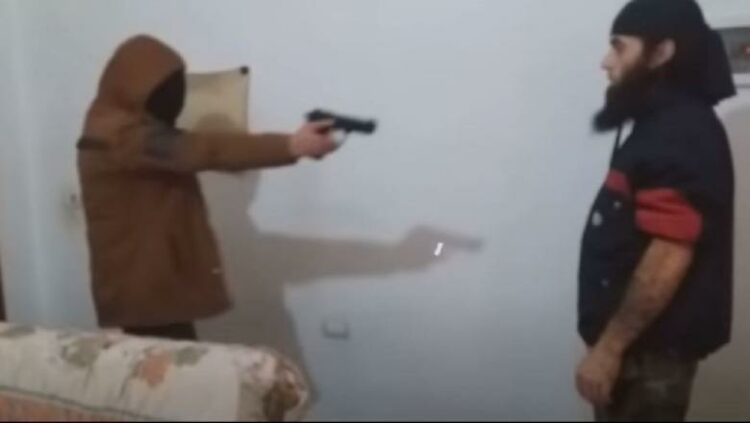 U arrestua në Fushë Arrëz/ Erzen Uka stërviste 2 djemtë si luftëtarë të ISIS