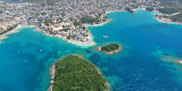 Wom Travel: Riviera Shqiptare, destinacioni unik në Evropë për pushime
