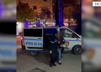 Qarkullonte në qytet i armatosur, arrestohet në Durrës 53-vjeçari