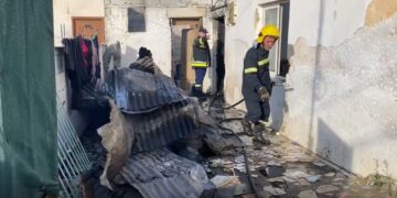 Zjarri përfshin qendrën shëndetësore në Sukth të Durrësit