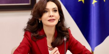 Komisionerja Kos takim me Spiropalin: S’ka asnjë dyshim, Shqipëria në rrugën e duhur