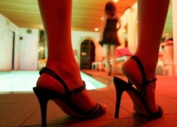 Shfrytëzonte 2 kineze për prostitucion në Tiranë, në pranga 47-vjeçarja