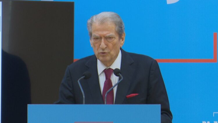 SPAK i dorëzon zyrtarisht Berishës urdhër-thirrjen për “21 Janarin”