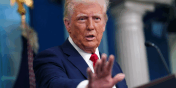 Raketat Tomahawk për Ukrainën, Trump bën një hap pas: Jo, nuk do të ndodhë tani