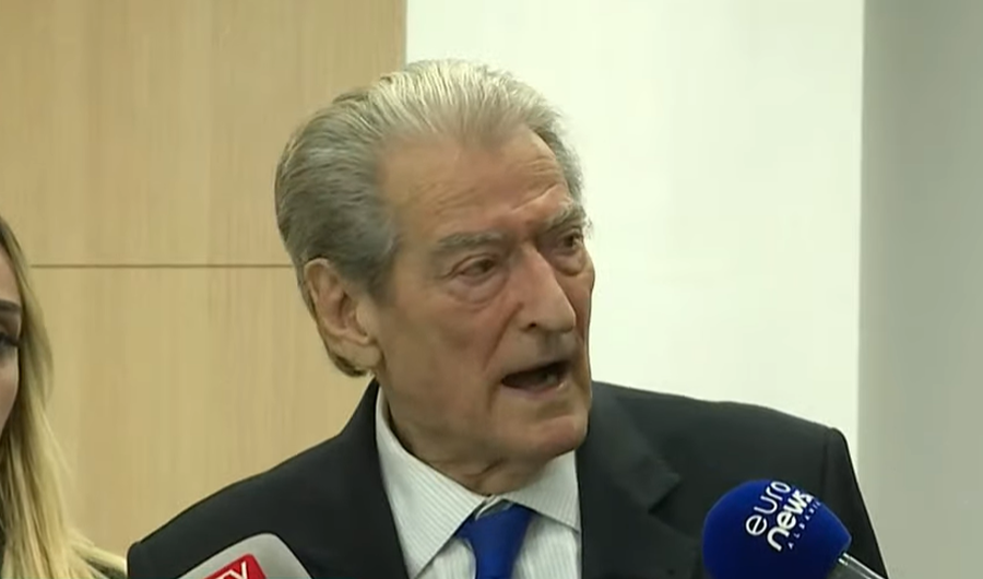 “Kushtetuesja” vendosi pro Veliajt, Berisha: Harram Begaj dhe Edi Rama u palosën