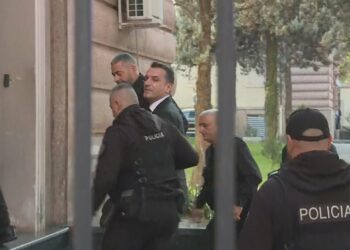 Avokatja e Popullit shkon tek Erion Veliaj në burg, viziton edhe Lefter Kokën