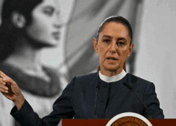 Peruja shpall “non grata” Presidenten e Meksikës