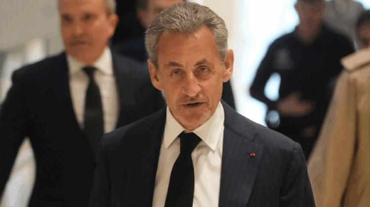Vetëm 20 ditë në burg, lirohet ish-Presidenti francez Nicolas Sarkozy