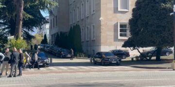 Ambasadorët i shkojnë Ramës në zyrë, të pranishëm dhe disa ministra