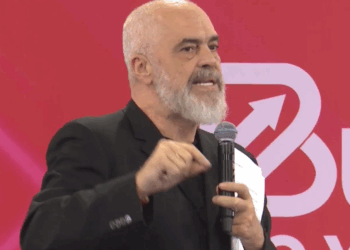 Rama zbulon skemën: Si do rriten pensionet në mënyrë progresive vit pas viti