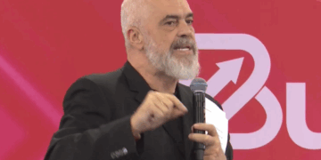 Rama zbulon skemën: Si do rriten pensionet në mënyrë progresive vit pas viti