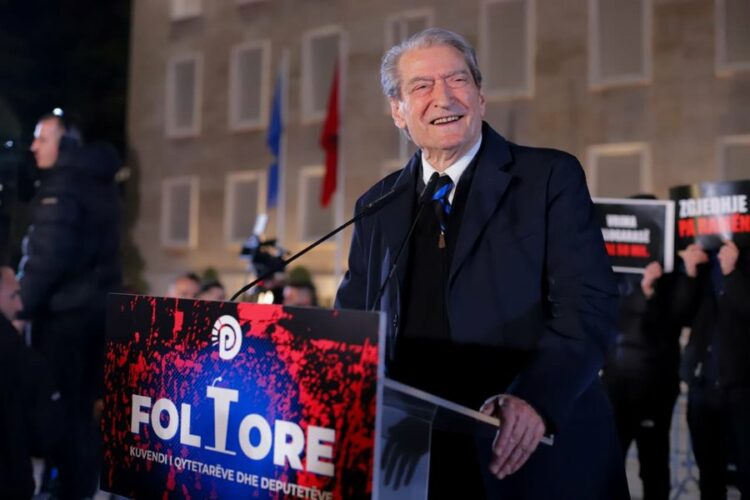 Foltorja para Kryeministrisë, Berisha: Koha na thërret për të shpëtuar vendin