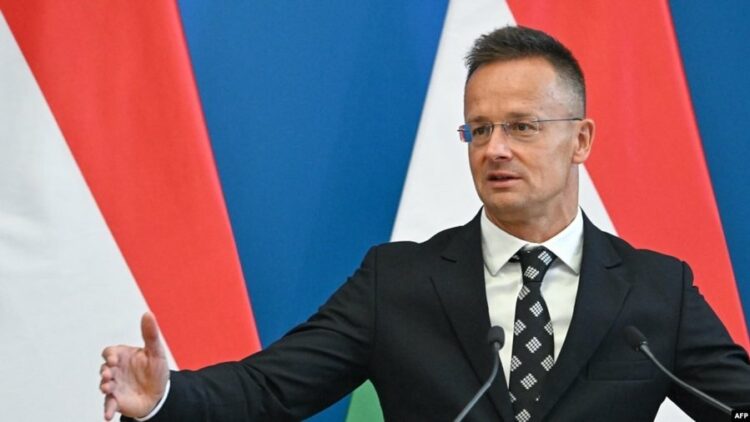 Hungaria do të furnizojë Serbinë me naftë