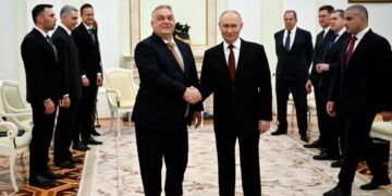 Kryeministri Orban vizitë në Rusi, takohet me Putinin