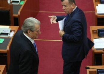 PS kërkon përjashtimin e Berishës nga parlamenti, PD kërkon dënimin e Ballës