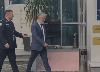 Ish-drejtori i Policisë së Shtetit, Muhamet Rrumbullaku paraqitet në SPAK